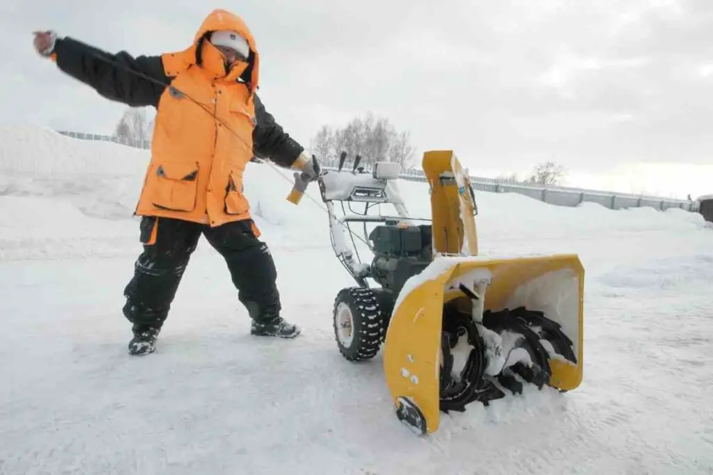 1682083014 70 7 najboljih cistaca snijega i bacaca snijega AgroPower Vrtni alati i strojevi