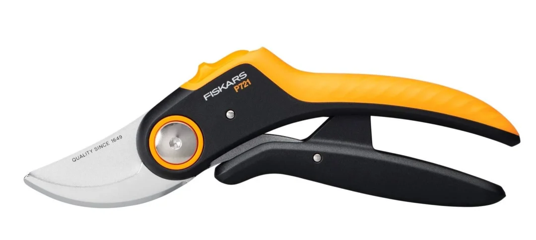 Fiskars FISKARS vrtne skare mimoilazne Plus P721 1057170 P721 agropower 898378226 AgroPower Vrtni alati i strojevi