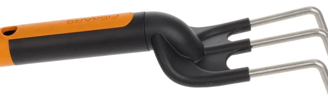 Fiskars kultivator rucni sa 3 zuba Premium 1000728 agropower 221658173 AgroPower Vrtni alati i strojevi