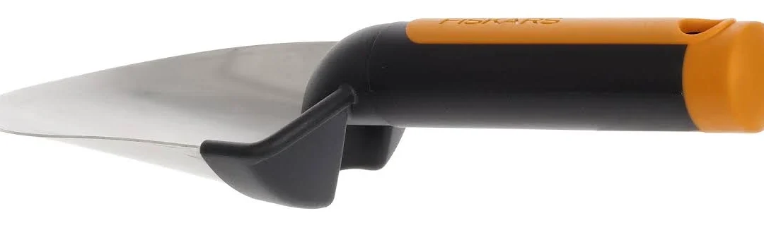 Fiskars lopatica rucna 320mm Premium 1000726 agropower 062632969 AgroPower Vrtni alati i strojevi