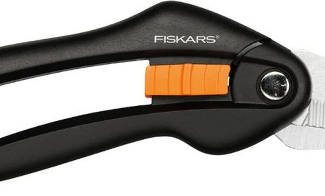 Fiskars skare cvjecarske univerzalne mimoilazne 208mm SP28 1000571 agropower 203150941 AgroPower Vrtni alati i strojevi