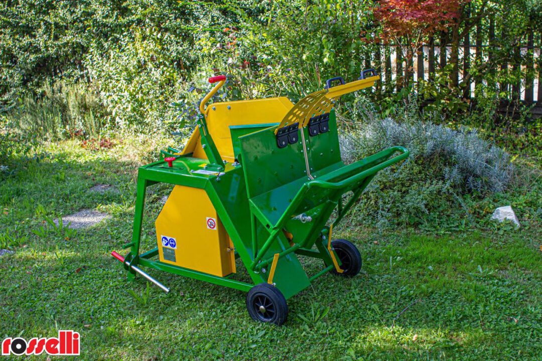 cirkular kruzna pila rosselli agropower za piljenje drva sa kardanom za traktor grizzly 700 r 38 AgroPower Vrtni alati i strojevi