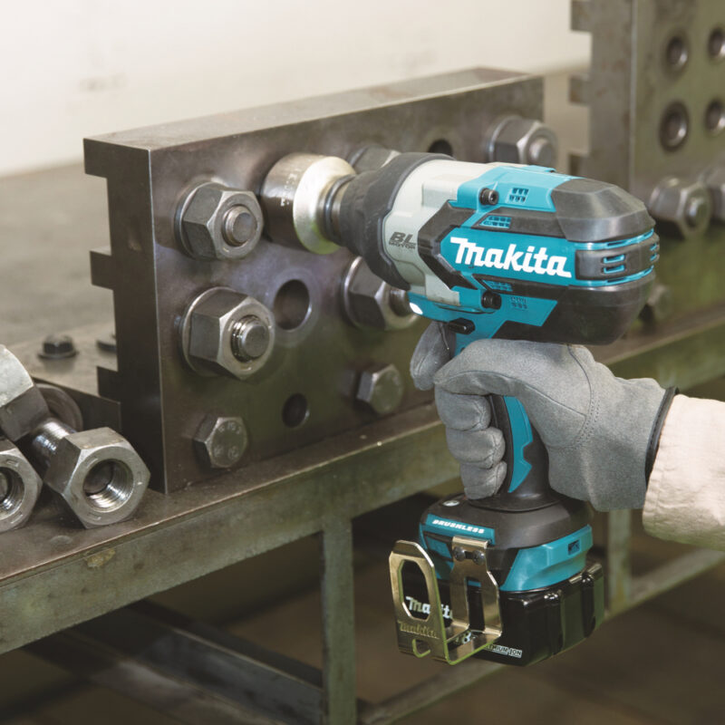 Makita akumulatorski udarni odvijac DTW1001RTJ agropower 853111308 AgroPower Vrtni alati i strojevi