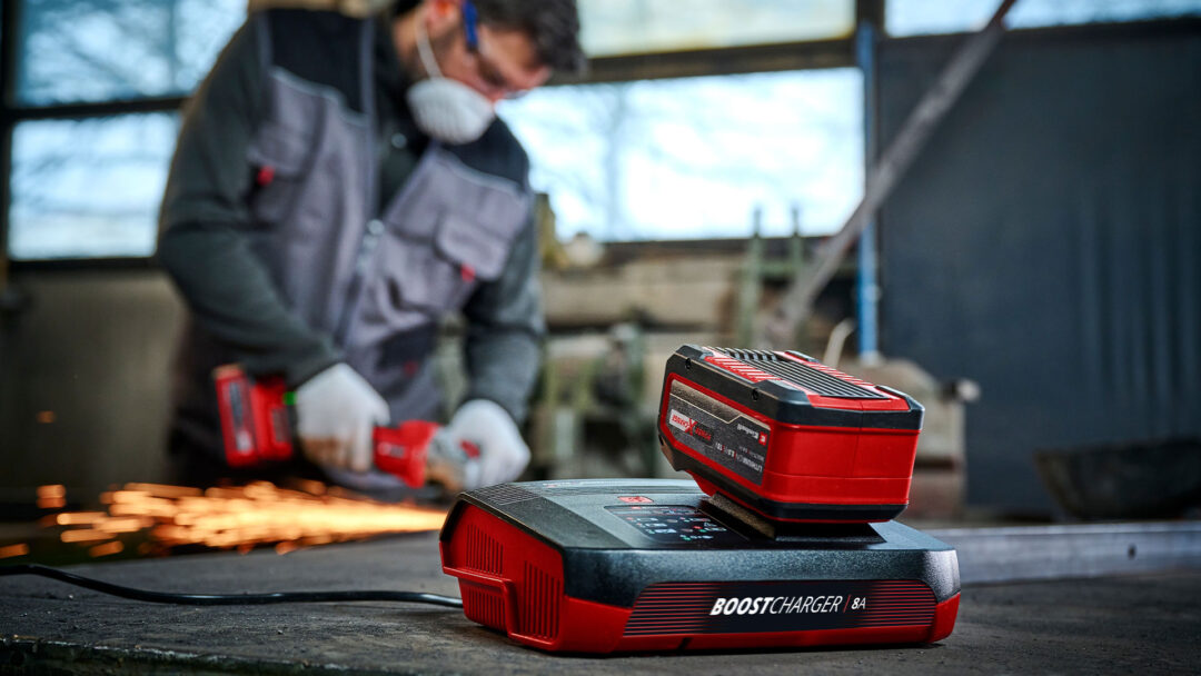 EINHELL brzi punjač 18V 8A Power X-Boostcharger PXC - Slika 4