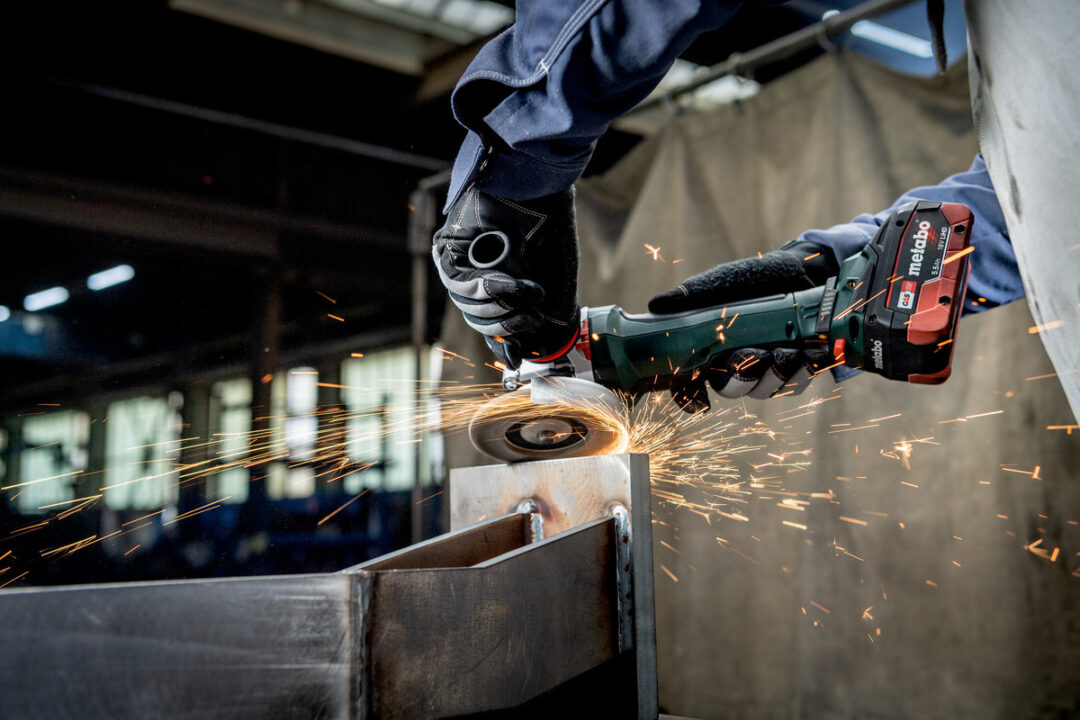 METABO AKU KUTNA BRUSILICA W 18 LTX 150 - Slika 2