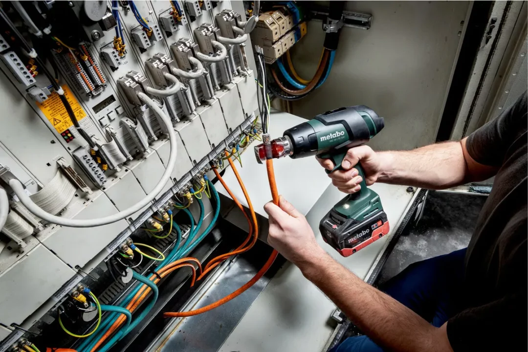 METABO AKU PIŠTOLJ TOPLOZRAČNI HG 18 LTX 500 - Slika 5