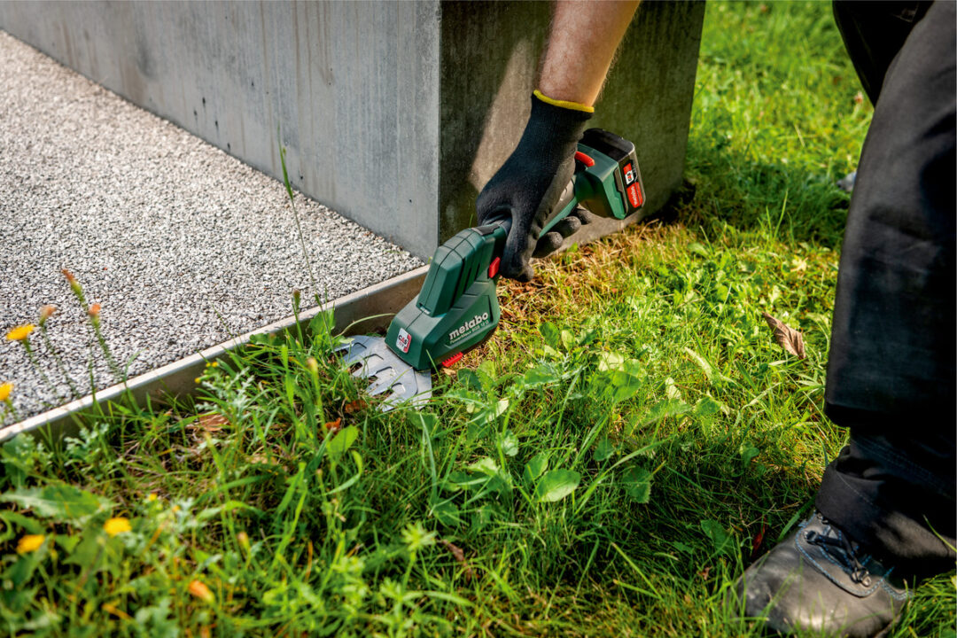 METABO AKU ŠKARE ZA GRMLJE I TRAVU POWERMAXX SGS 12 Q - Slika 3