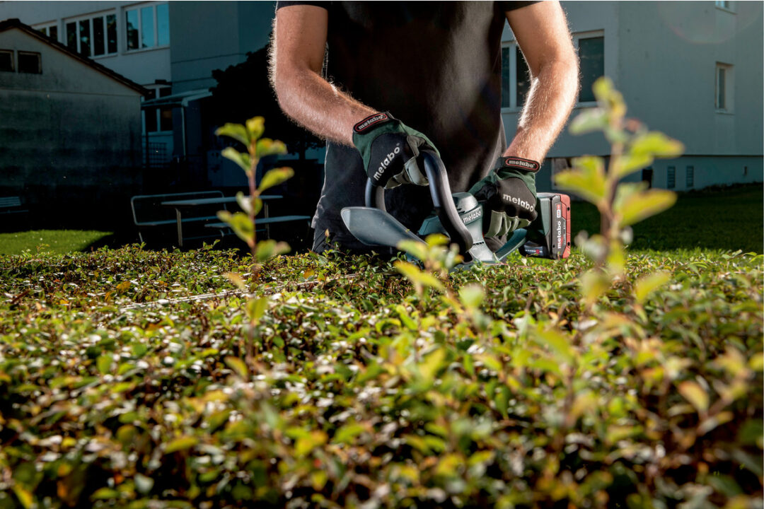 METABO AKU ŠKARE ZA ŽIVICU AHS 18-55 V - Slika 8