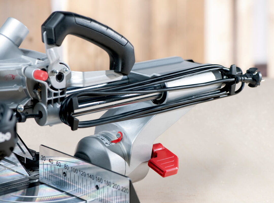METABO PILA KRUZNA KGS 305 M agropower 428278275 AgroPower Vrtni alati i strojevi
