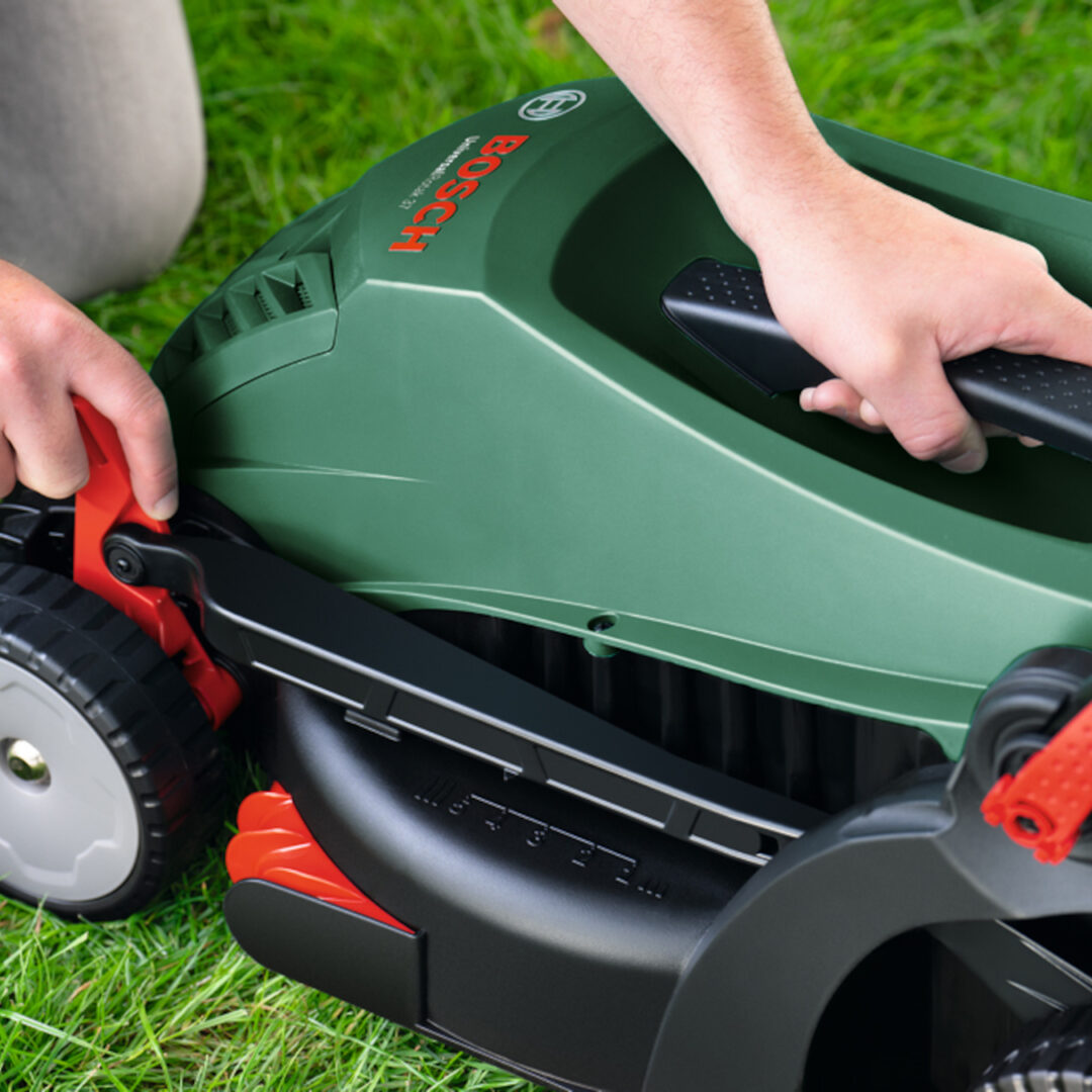 BOSCH elektricna kosilica UniversalRotak 37 555 660866319 AgroPower Vrtni alati i strojevi