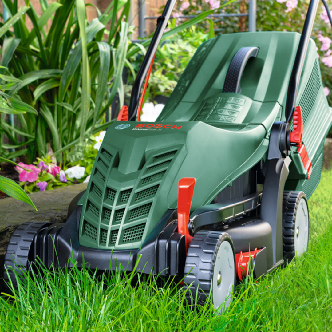 BOSCH elektricna kosilica UniversalRotak 37 555 660866322 AgroPower Vrtni alati i strojevi