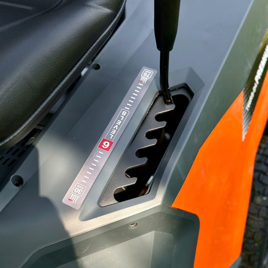 Ride on Mower T66RS D4 174099755 AgroPower Vrtni alati i strojevi