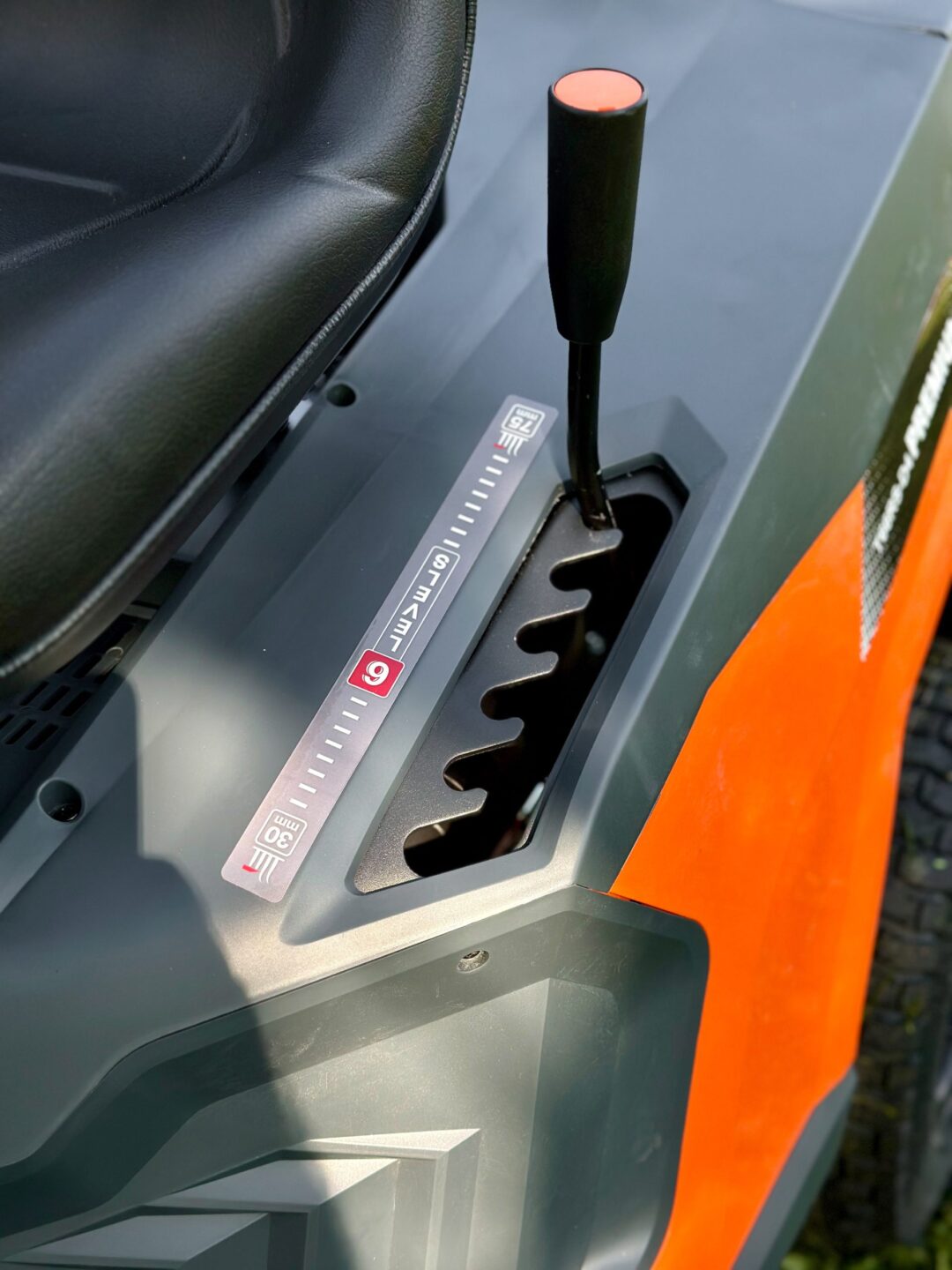 Ride on Mower T66RS-D4 - Slika 7